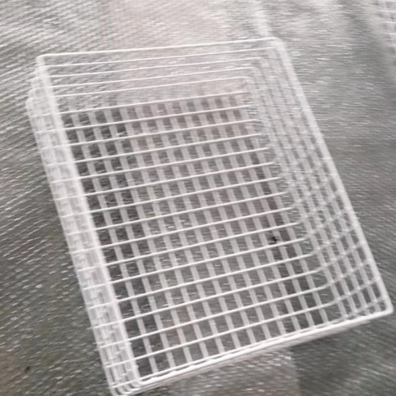 生产金属收纳筐用途广泛材质铁丝外表喷塑浸塑白色储物筐收纳筐