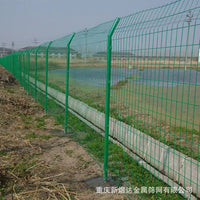 Green Double-Sided Wire Mesh Fence for Highway, Farm Enclosure, Photovoltaic Power Station, Anti-Climb Isolation