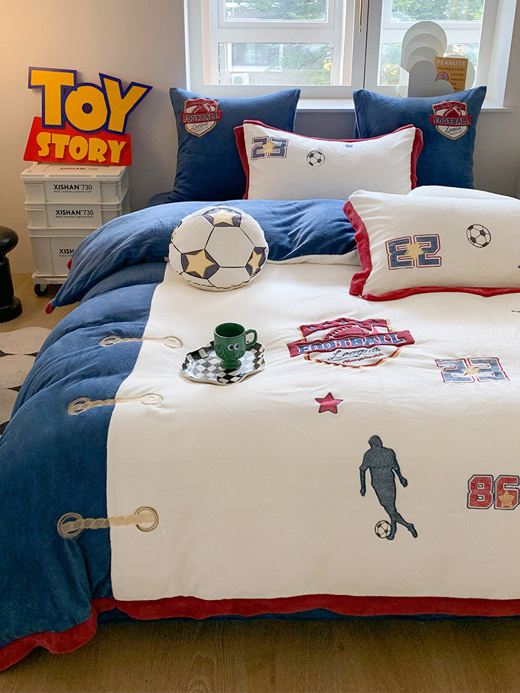 Boys' Football Cartoon Milk Velvet Four-Piece Bedding Set Winter Thickened Double-Sided Coral Fleece Duvet Cover Kids' Bedding