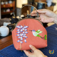 DIY Embroidery Kit for Women - Cute Floral Kiss-lock Crossbody Bag with Hand Embroidery Material Pack