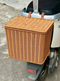 Electric Bicycle Rear Basket Scooter Tail Hanging Basket with Lid or Open Top for Pets Helmets Storage