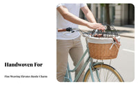 Removable and Washable Woven Pet Bike Basket All-Season Bike Basket with Lid Handmade Rattan Design Pet Carrier Long-Lasting for Cats, Small Dogs, Young Dogs, Outdoor, Travel, Commuting