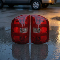 Assembly Red Lens with Wiring Easy Installation Taillight for Truck Owners