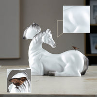 Resin Horse Figurine Decorative Horse Figurine with Bird Sculpture Long-Lasting Decoration Artisan-Made for Art Collectors