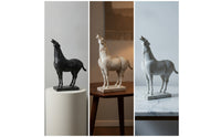 Resin Horse Sculpture Tabletop Horse Statue Decor Rustic Sculpture with Base for Interior Designers, Art Collectors