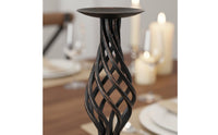Retro Design Black Metal Candlestick Functional Art Black Metal Candle Stand Exquisite Craftsmanship Hollow Iron Candle Stand Stable Base for Valentine's Day, Candlelight Dinner