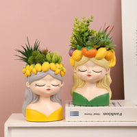 Sculpted Girl Bust Planter Decorative Planter with Pearl Necklace Whimsical Female Face Flowerpot Cute for Plant Lovers, Gardeners, Desk, Living Room, Bedroom, Balcony