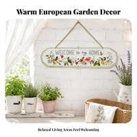 Floral and Bird Motif Metal Welcome Sign Scalloped Edges Hanging Welcome Plaque Gold-Tone Chain Hanging Wall Sign Pale Green Trim for Fence