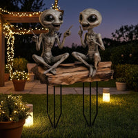 Alien Garden Stake 2D Flat Acrylic Garden Stake Alien Figure Ornament Metal Stakes for Flower Pots, Indoor Plant Displays