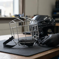 Safeguarding Hockey Helmet Mask Clear Vision Ice Hockey Face Shield Shock Resistant Face Mask Face Shield Adjustable Straps for Adults, Training