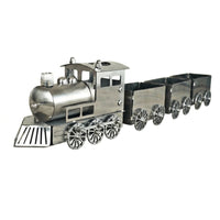 Industrial Style Stainless Steel Train Ornament Polished Silver Steam Engine Sculpture Spoked Wheels Metal Train Ornament Display Piece
