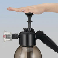 Garden Sprayer for Car Cleaning and Car Wash, Manual Pump Sprayer with Foam Nozzle, 2L Pump Spray Bottle, Labor-Saving Design for Multi-Scene