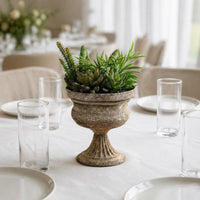 Rustic Iron Planter Retro Vintage Pedestal Vase Weather-Resistant for Hotel