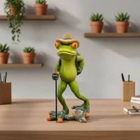 Climbing Frog Figurine Creative Design Resin Frog Statue House Decoration Handmade Craft for Hikers, Desk, Shelf