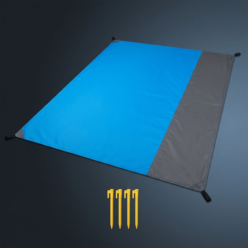 Picnic Blanket and Camping Mat for Outdoor Activities, Polyester Beach Blanket with Ground Stakes, Easy to Clean Beach Mat, 140x200cm 1 Pack
