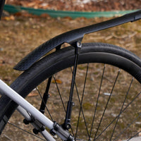 Streamlined Road Bike Mudguard Extended Profile Black Cycle Mudguard Textured Finish Curved Cycle Mudguard Mounting Hardware