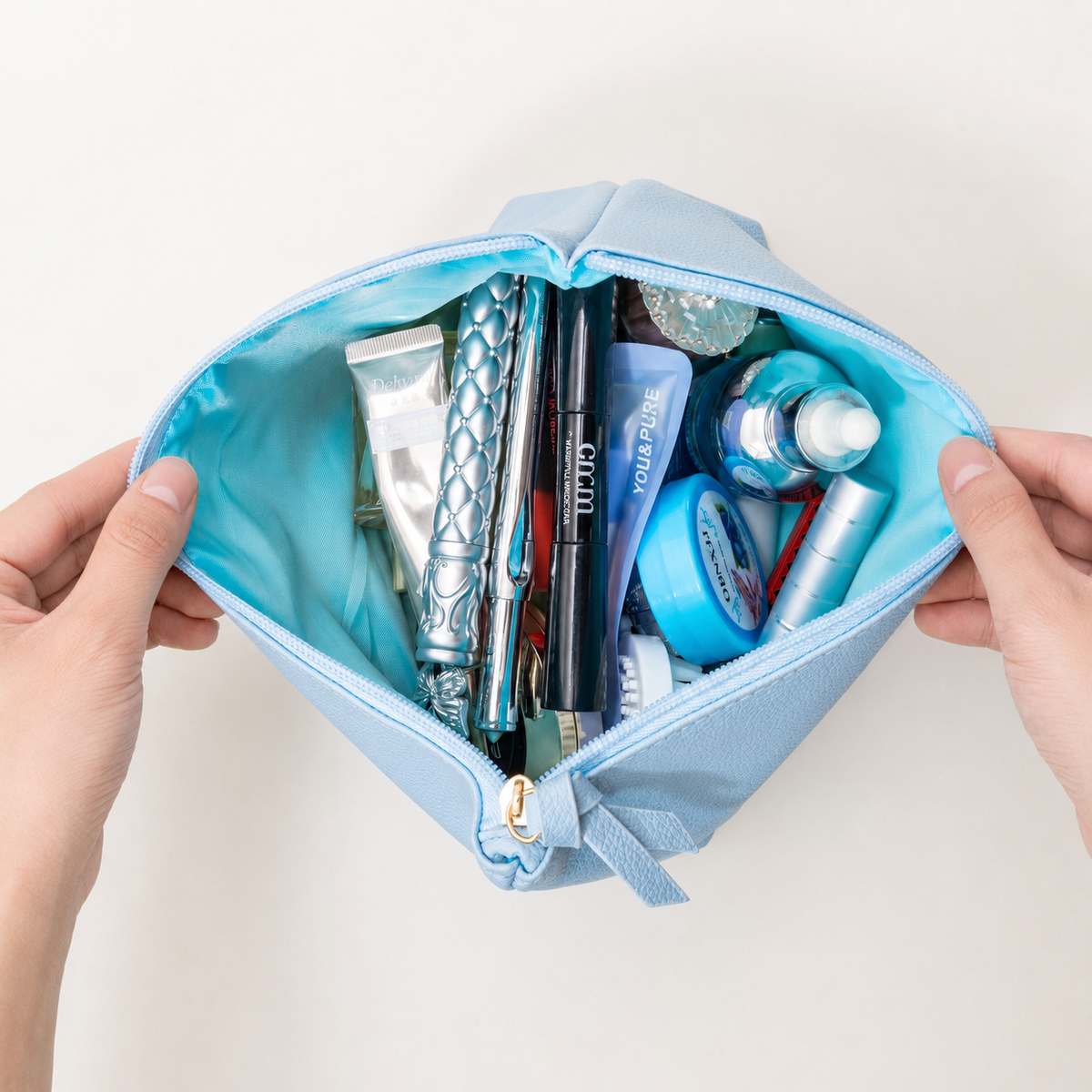 cosmetic bags