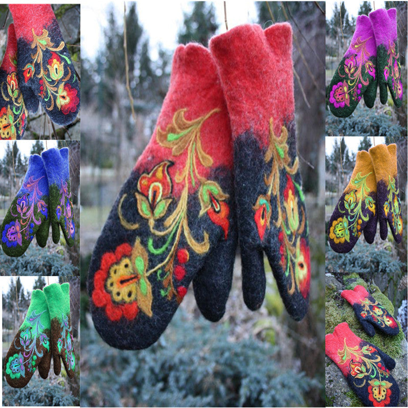 Women's Thickened Color-Block Embroidered Winter Christmas Gloves