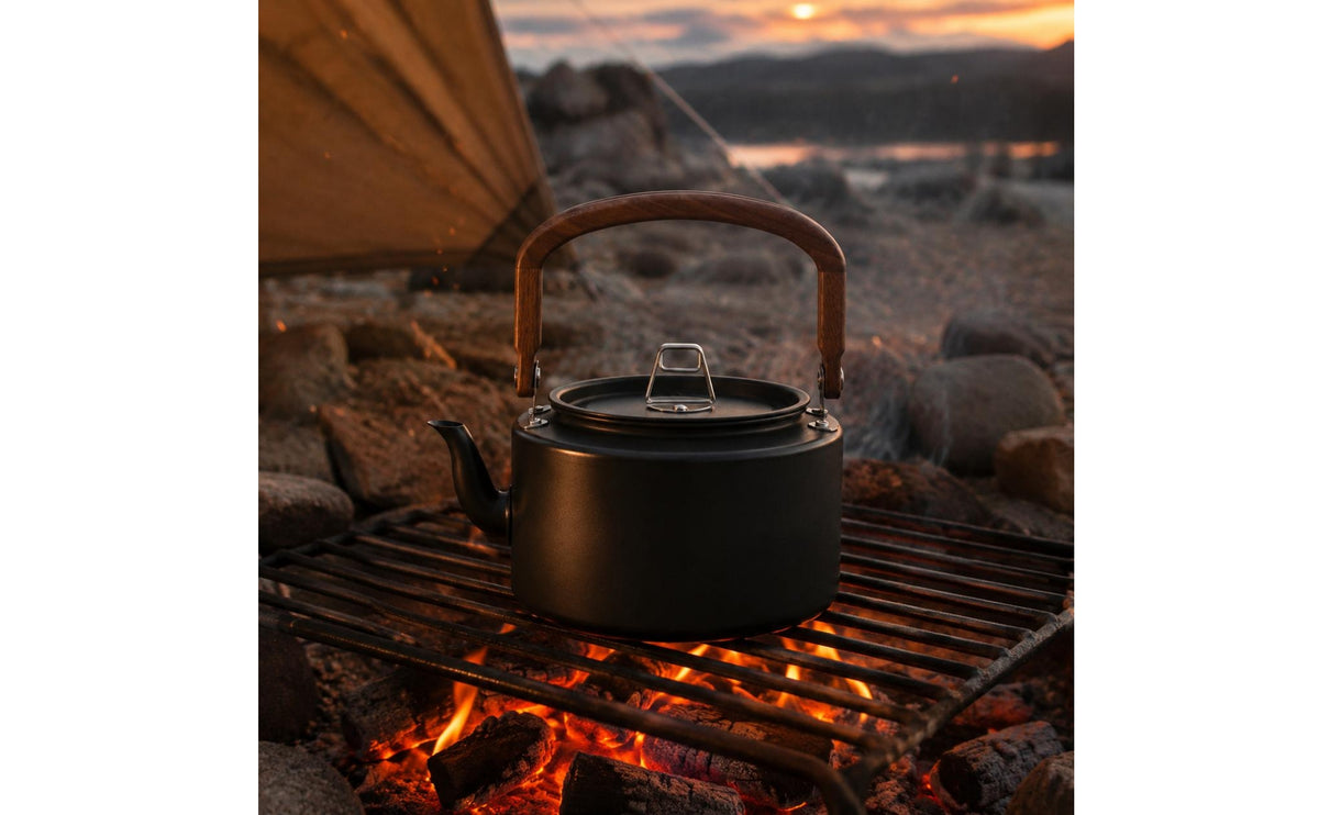 Aluminum Camping Kettle with Wooden Handle, Portable Teapot, Side Spout, 1200 ml