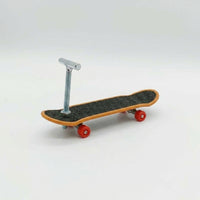 Parrot Intelligence Toy, Bird Training Skateboard for Parrot Enrichment and Play, Interactive Bird Accessory