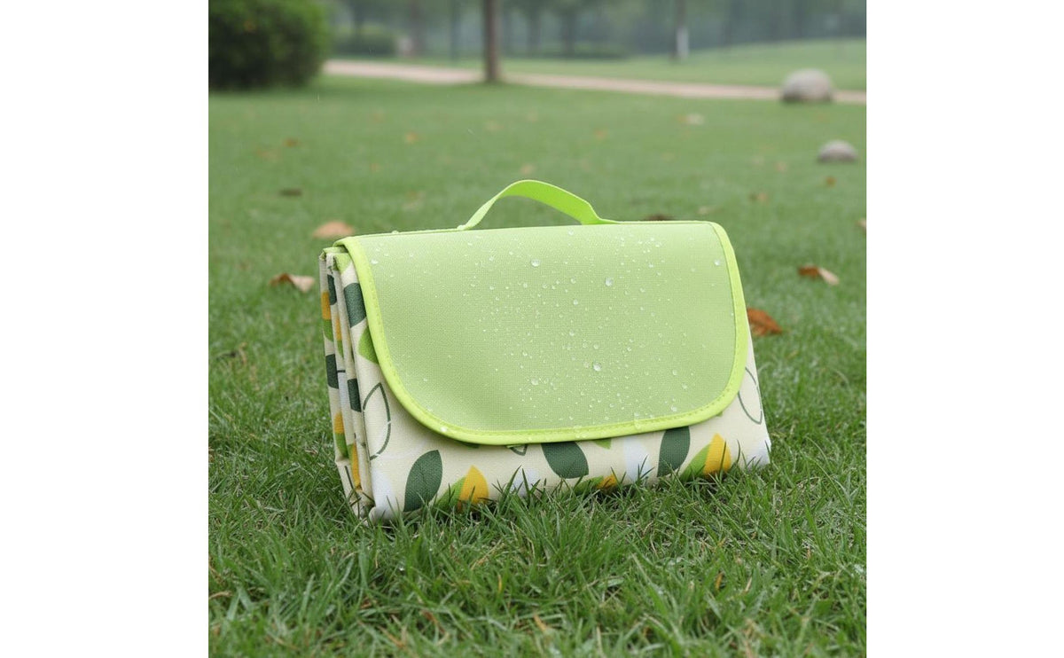 Foldable Picnic Mat Water-Resistant Foldable Waterproof Mat Large Outdoor Ground Cover for Families, Infants, Grass