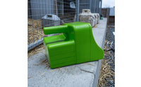 Green Plastic Feed Shovel Ribbed Grip Feed Shovel Thickened Body Open-Front Scoop Integrated Handle