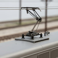 Metal Body HO Scale Pantograph Realistic Feature Model Locomotive Pantograph Sturdy Base Railway Part for Collectors, Miniature Scene