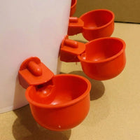 Chicken Waterer for Hobby Chicken Keepers, Chick Waterer 9kg with Hole Opener, Bird Waterer for Garden, Durable Waterer Bowl