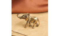 Auspicious Good Luck Charm Miniature Elephant Figurine Pocket-Sized Solid Brass Elephant Exquisitely Carved Small Creature Sculpture Long-Lasting for Feng Shui Enthusiasts, Collectors, Shelf Display