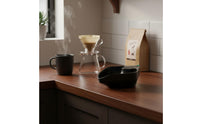 2-in-1 Design Electronic Coffee Weighing Tray Easy Pour Spout Coffee Bean Weighing Tray Touch Control for Baristas