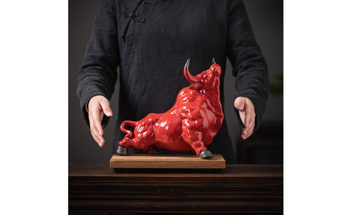 Ceramic Ox Figurine Feng Shui Symbol Vermilion Bull Statue Elegant Home Decoration for Business Owners