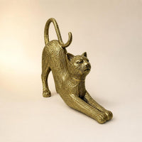 Embossed Stretching Cat Figurine Cat Figurine Room Accentuation for Tabletop Display