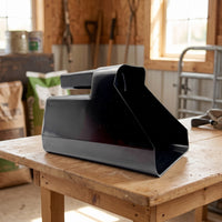 Wide-Mouth Plastic Feed Scoop Easy to Use Livestock Feed Scoop Lightweight Farm Tool Ergonomic for Chicken Coops