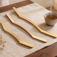 Curved Brass Massage Stick Polished Massage Stick with Acupoint Chart Smooth Lymphatic Drainage Massager Long-Lasting for Masseuses, Home, Spa