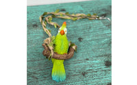Parrot on Swing Decoration Realistic Design Resin Parrot on Swing Cockatoo Garden Figurine Long-Lasting Lively Hues for Patio