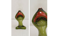 Cute Frog Figurine with Toadstool Hat Glossy Frog Statue with Toadstool Miniature Whimsical for Collectors, Desk, Bookshelf, Office, Fairy Garden