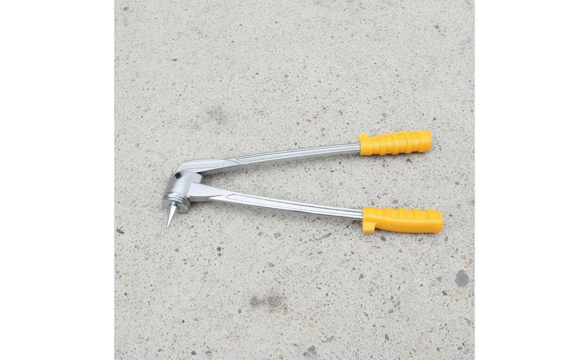 Copper Tube Expander with Storage Box Heavy-Duty Copper Pipe Tube Expander Handheld Manual Swaging Tool for Technicians, Installers