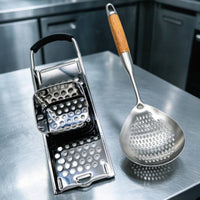 2 Pieces Spaetzle Maker Set Rust-Resistant Pastry Press and Colander Dishwasher Empanada Maker for Home Cooks