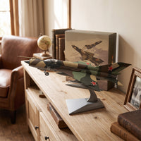 Metal Fighter Aircraft Model with Display Stand Realistic Die-Cast Fighter Model Collectible Model Long-Lasting for Aviation Enthusiasts, Office