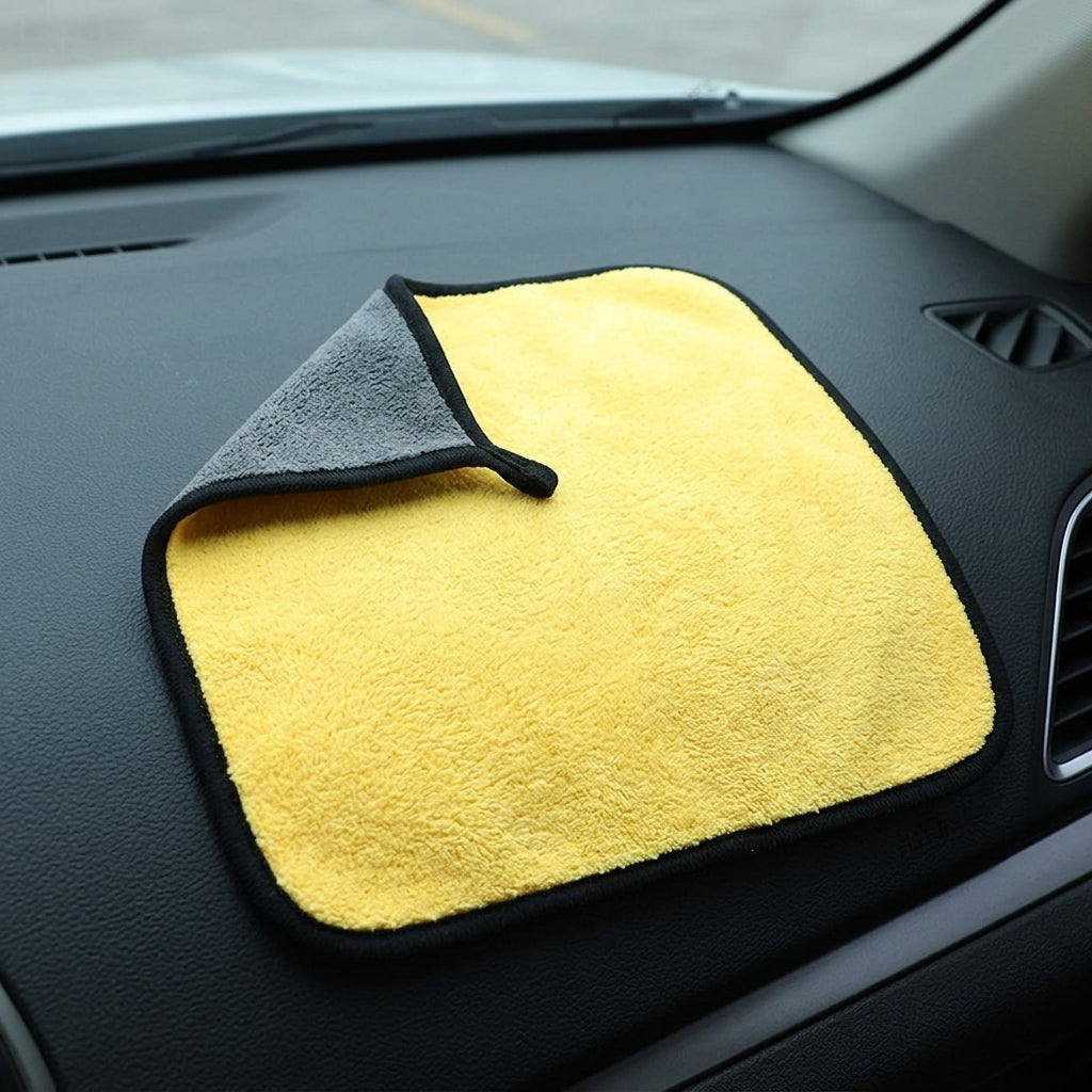 Thickened Car Drying Towel and Microfiber Cloths, Double Sided Towel with High Absorbency Coral Fleece, No Residue for Car Paint and Polishing