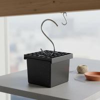 Multi-Purpose Vine Planter Bracket Easy to Install Wall Mounted Flower Pot Holder Space Saving Ceiling Hanging Planter Holder Black Finish for Balcony, Garden