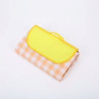 Outdoor Rug and Picnic Blanket for Family Outings, 600D Oxford Cloth Camping Mat with Plaid Design, Waterproof Beach Blanket, 1.35kg Weight