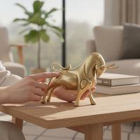 Bull Figurine Polyresin Bull Statue Sculptural Animal Figurine for Homeowners, Art Collectors, Office, Housewarming
