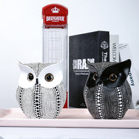Polka Dot Owl Tree Resin Decorative Figurine - Modern Minimalist