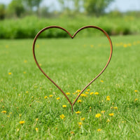 Heart-Shaped Garden Stake Weathered Metal Garden Stake Metal Heart Decoration Rust-Brown Rustic for Flower Beds, Planters
