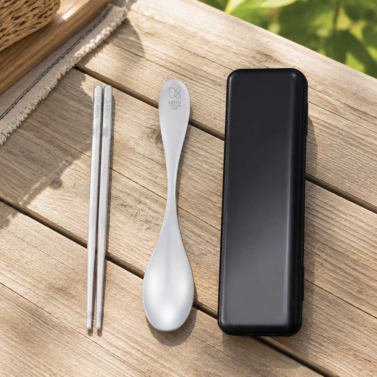 Camping Cutlery Set, Outdoor Cutlery Dishwasher-Safe, Ultralight Travel Cutlery Set Made of Metal, Rust-Resistant for Hiking & Picnics