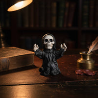 Desktop Ornament Halloween-Themed Resin Figurine Freestanding Miniature Figurines for Collectors, Mantel, Party Tables, Spooky-House Displays