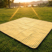 Picnic Blanket and Camping Mat with Soft Filling, Waterproof Mat for Groups, Oxford Cloth Beach Blanket with Integrated Handle Bag, Beach Mat