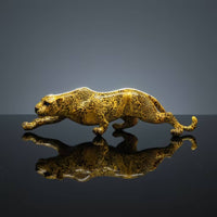 Leopard Figurine Decorative Leopard Statue Panther Statue Elegant Cheetah Sculpture Eye-Catching for Home Decorators