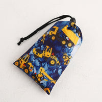 Outdoor Rug and Picnic Blanket for Travel, Waterproof Picnic Blanket and Beach Mat, Foldable Polyester Camping Mat with Handle